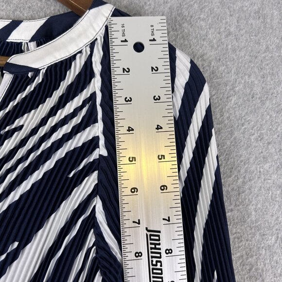 Banana Republic Dress Women's Medium Navy Zebra Print Shift V-Neck Pleated NWT - Picture 4 of 10